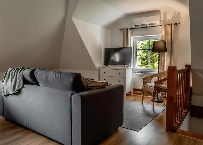 W Willi Debowej Z Dostepem Do Sauny Белява